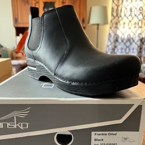 EUC Dansko black bootie, size 41